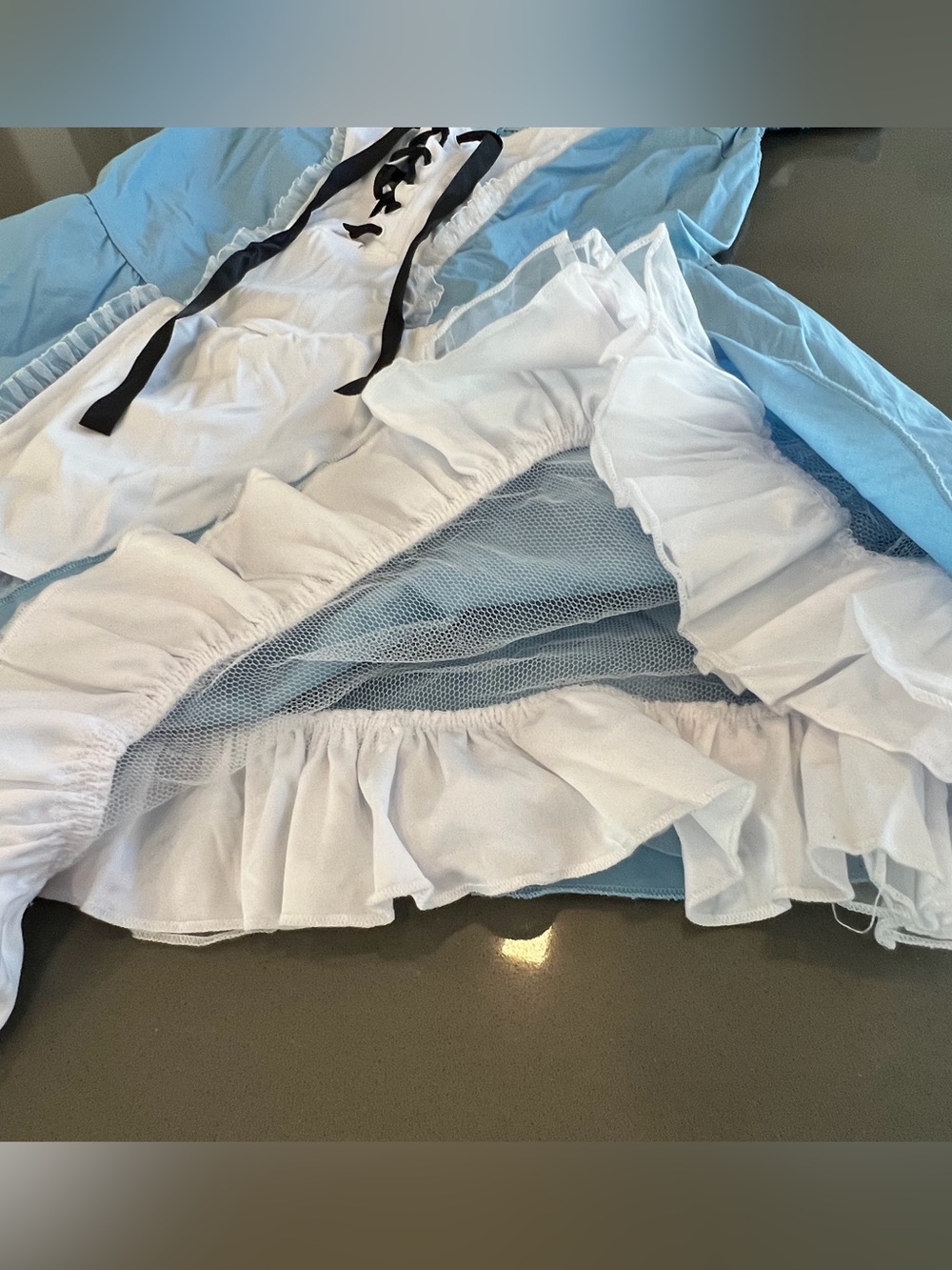 Enchanted Alice Wonderland Storybook Leg Avenue Plus Size 1X/2X Adult Costume - Picture 4 of 7